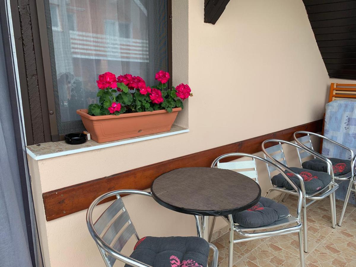 Nagcsalados Rozsa Apartman Balatonlelle Exteriör bild