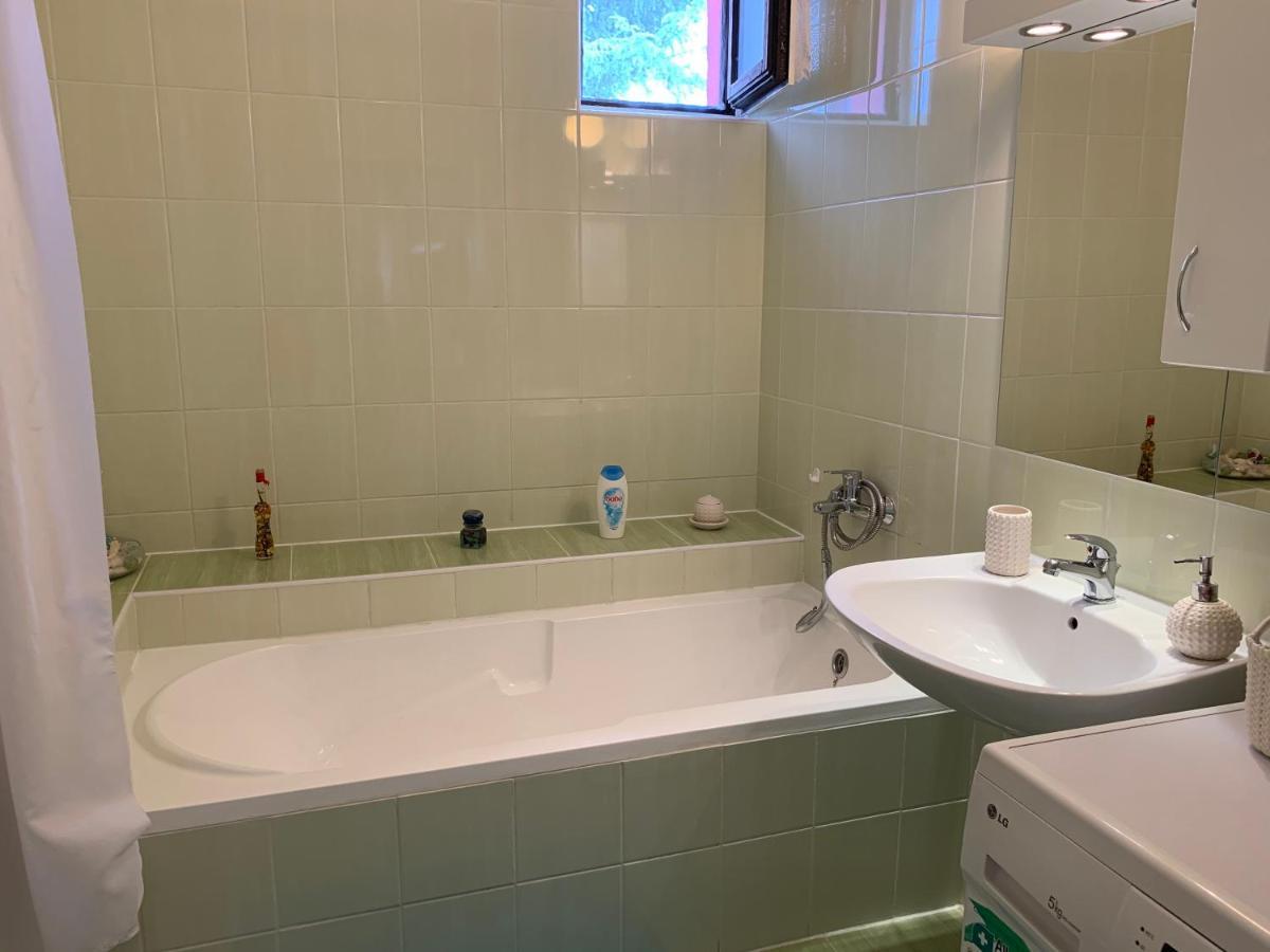 Nagcsalados Rozsa Apartman Balatonlelle Exteriör bild