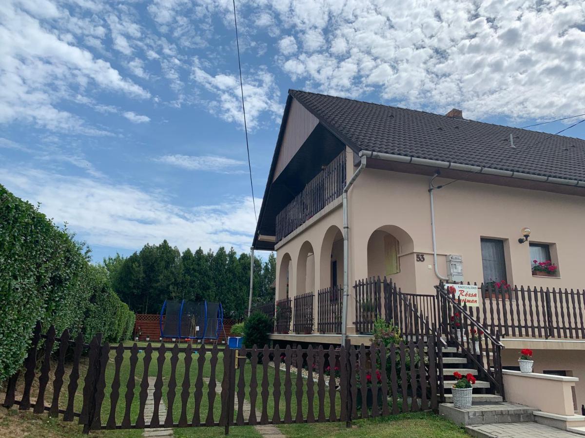 Nagcsalados Rozsa Apartman Balatonlelle Exteriör bild