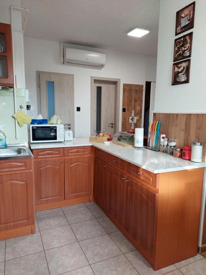 Nagcsalados Rozsa Apartman Balatonlelle Exteriör bild
