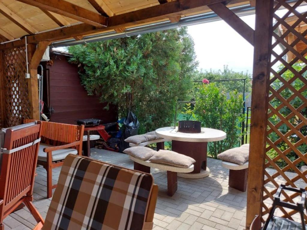 Nagcsalados Rozsa Apartman Balatonlelle Exteriör bild