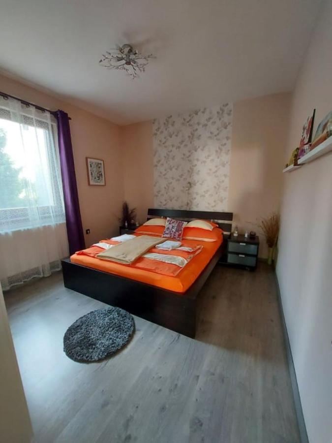 Nagcsalados Rozsa Apartman Balatonlelle Exteriör bild