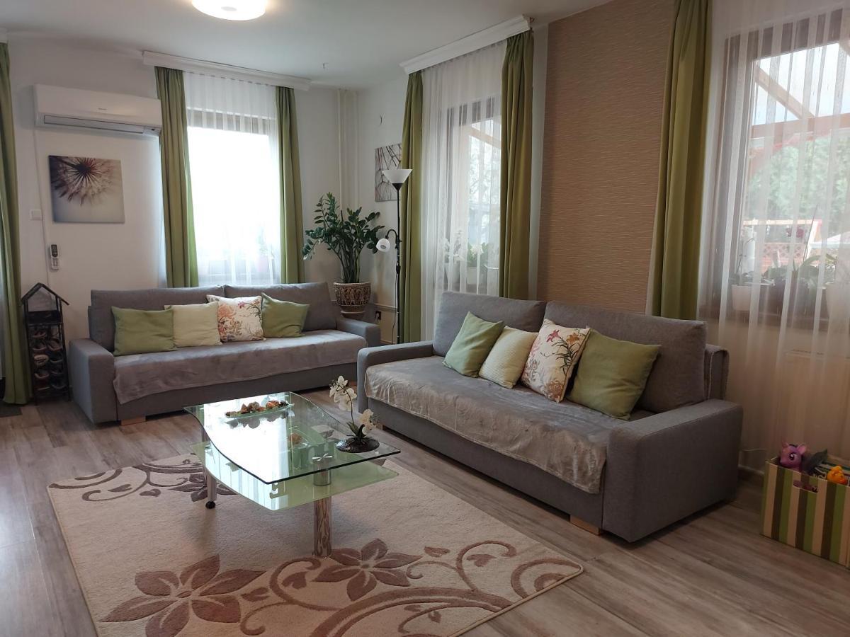 Nagcsalados Rozsa Apartman Balatonlelle Exteriör bild