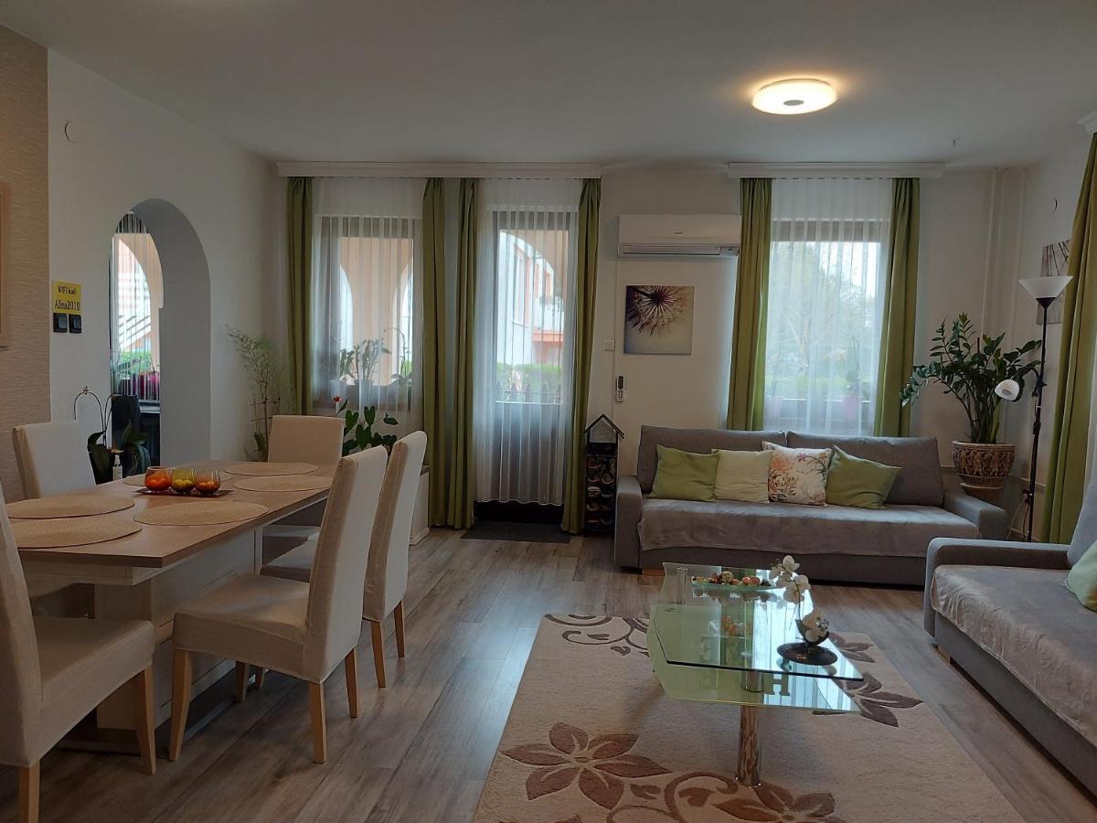 Nagcsalados Rozsa Apartman Balatonlelle Exteriör bild